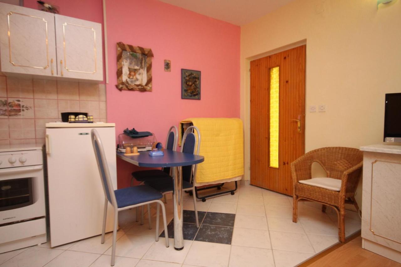 Apartments By The Sea Podgora, Makarska - 6713 المظهر الخارجي الصورة